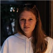 Studentin in International Economics bietet Nachhilfe in Englisch an